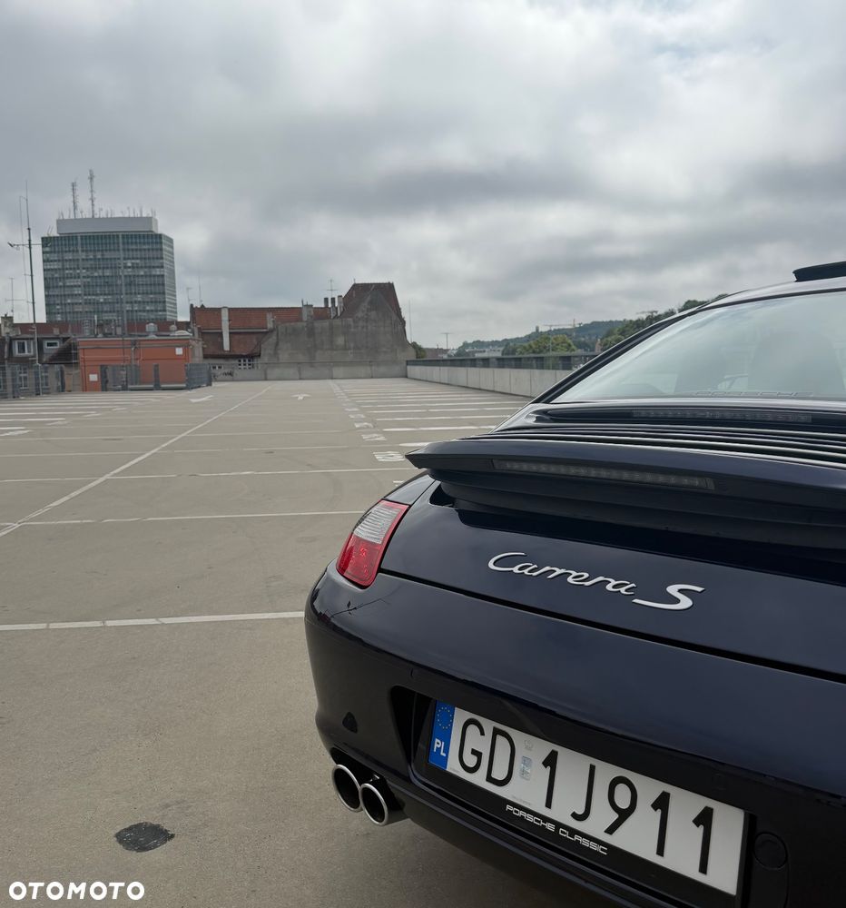 Porsche 911 Carrera S - 9