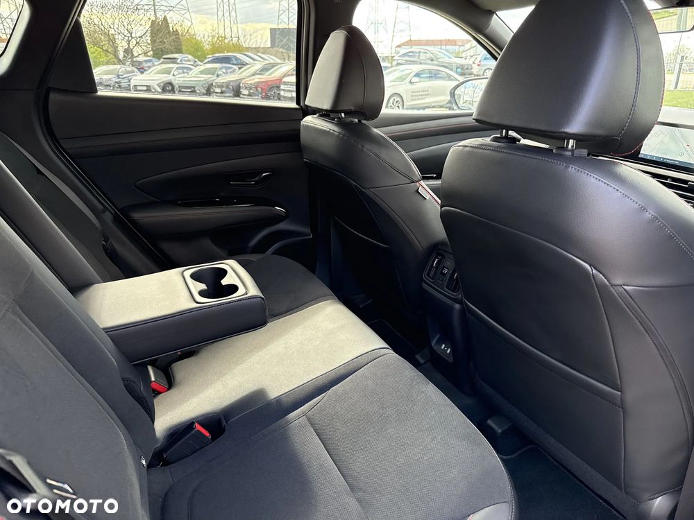 Hyundai Tucson 1.6 T-GDi HEV N-Line 2WD - 23