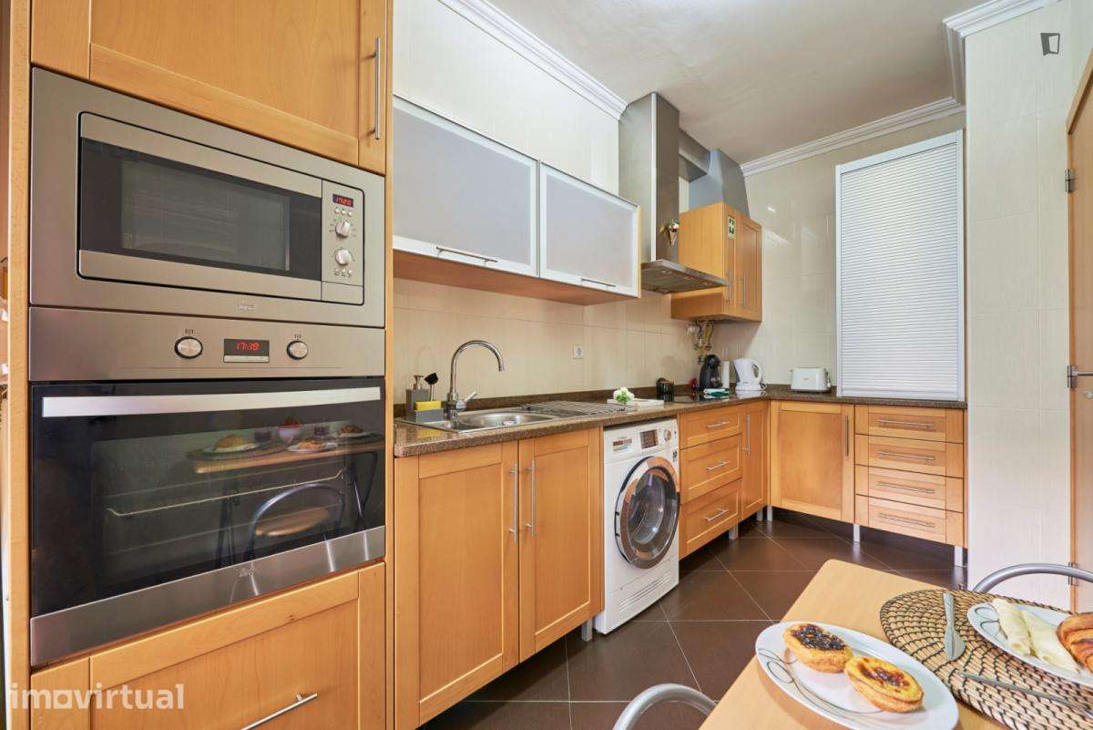 Apartamento com 1 quartos - localizado em Lumiar Lisbon - Grande imagem: 4/17
