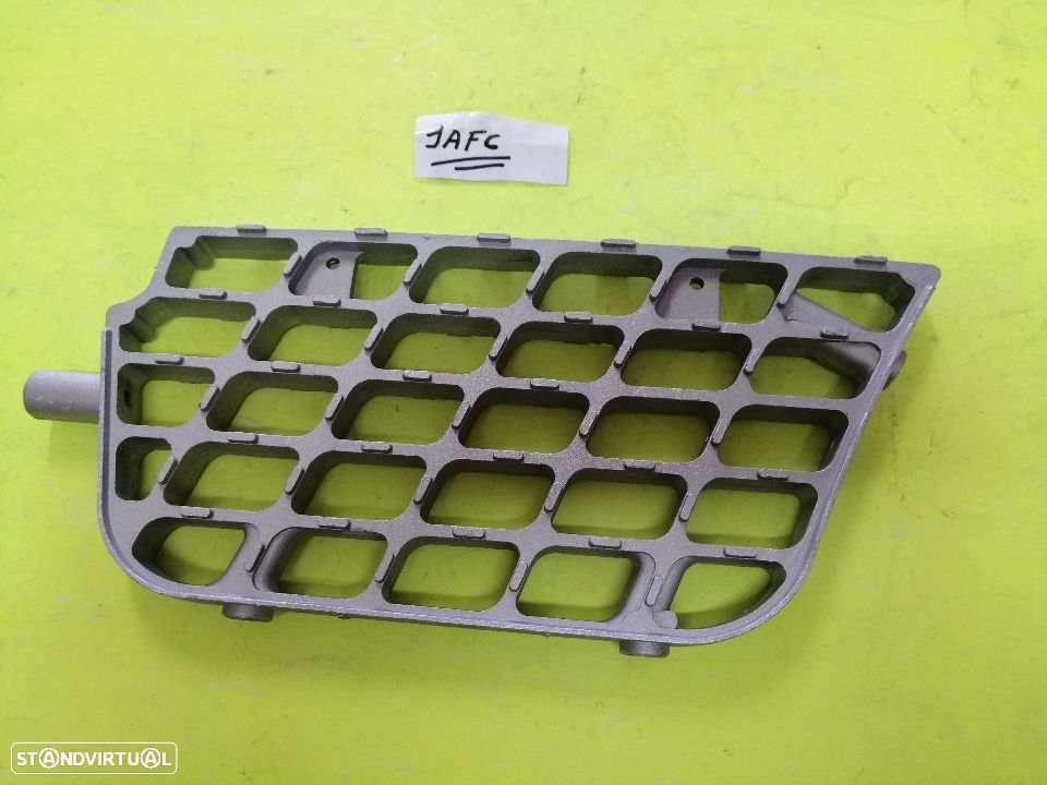 Estribo / Estribos / Patim aluminio Mitsubishi Canter FE531 1996 até 2005 - 1