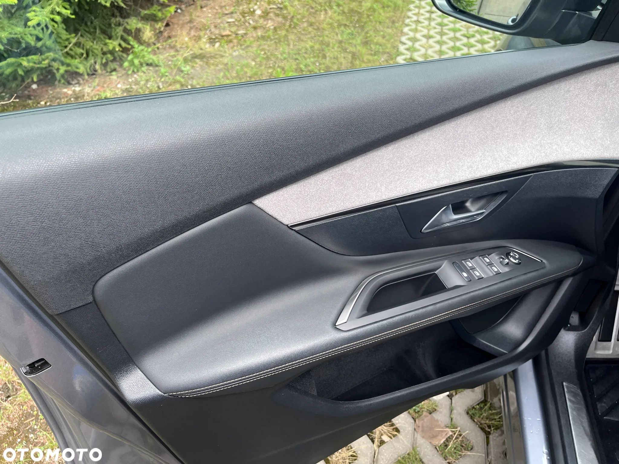 Peugeot 3008 1.6 PureTech Hybrid PHEV GT Pack S&S EAT8 - 21