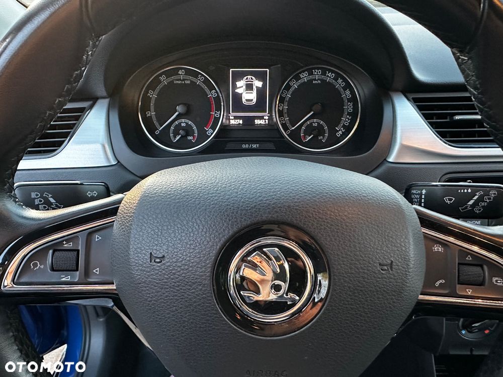 Skoda RAPID 1.0 TSI Ambition - 24