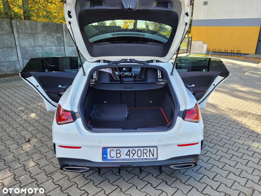Mercedes-Benz CLA 200 AMG Line 7G-DCT - 12