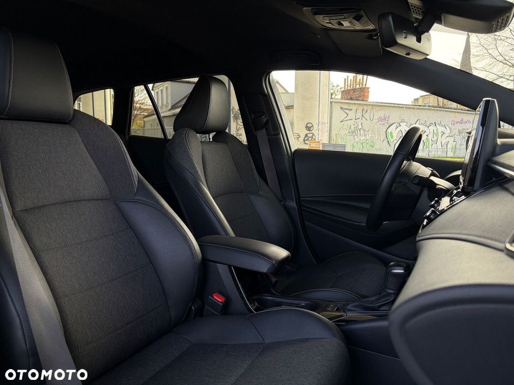 Toyota Corolla 1.8 Hybrid Style - 13