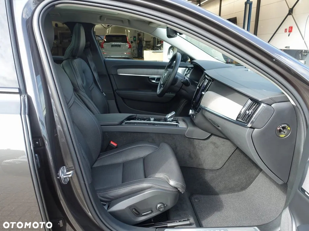 Volvo V90 Cross Country B5 B AWD Ultimate - 6