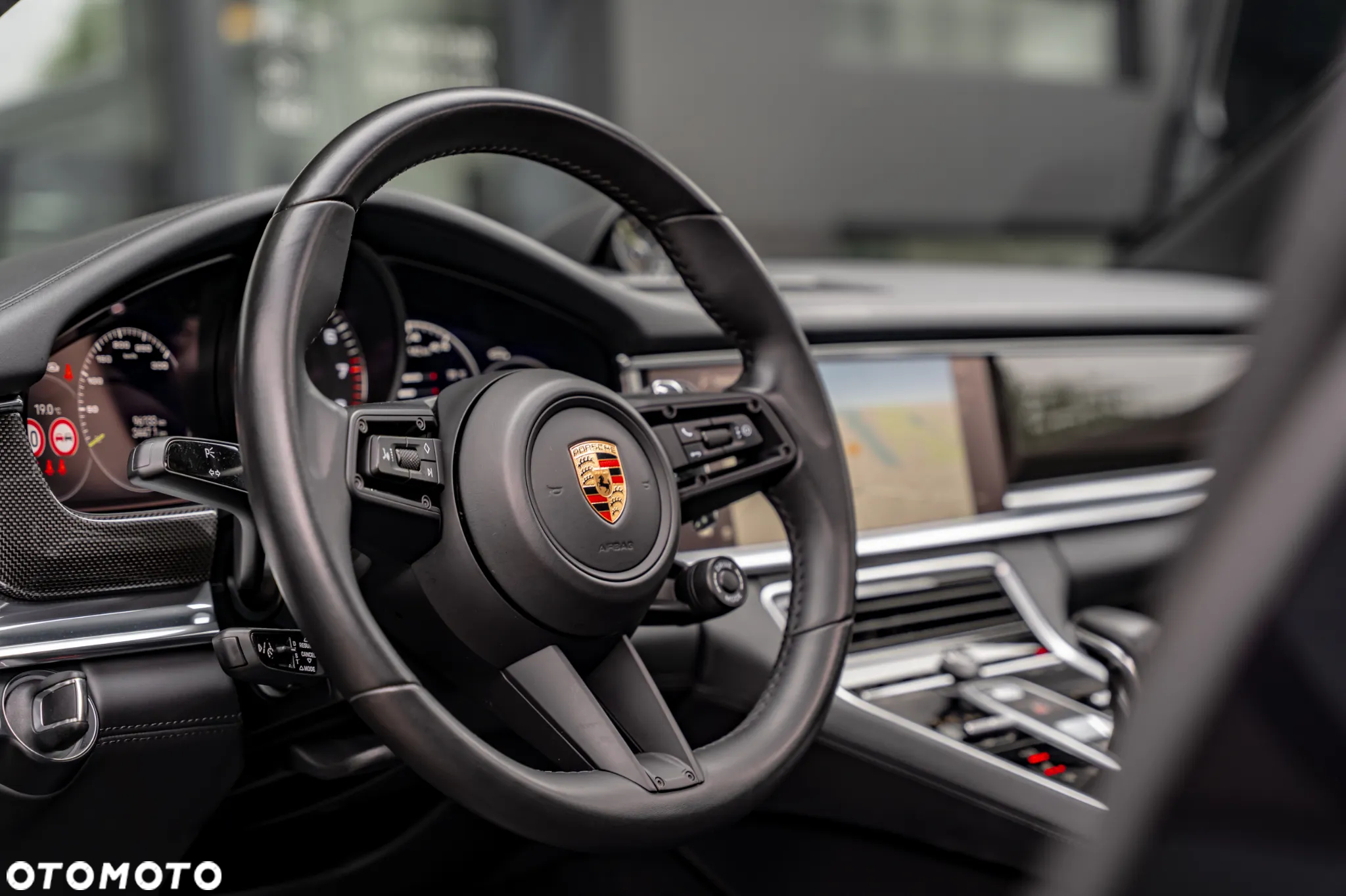 Porsche Panamera - 22