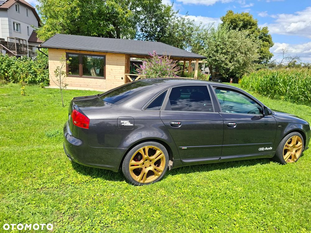 Audi A4 Limousine 2.0 TDI DPF S line Sportpaket (plus) - 4