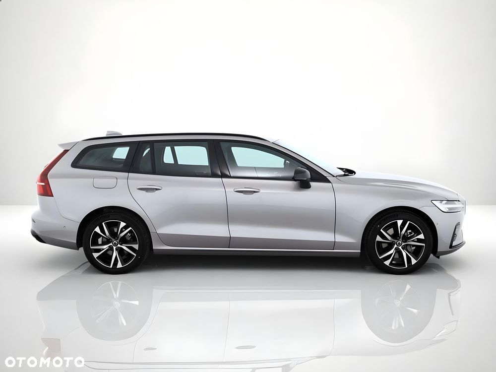 Volvo V60 B4 B Plus Dark - 4