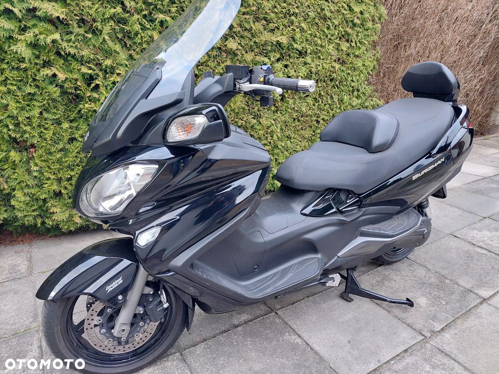 Suzuki Burgman - 6