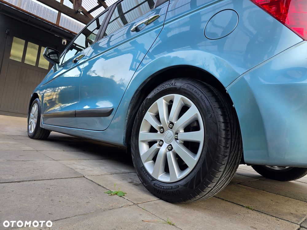 Honda FR-V - 15