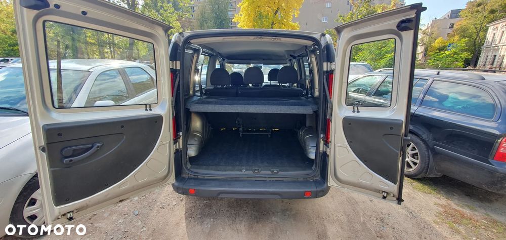 Fiat Doblo - 16