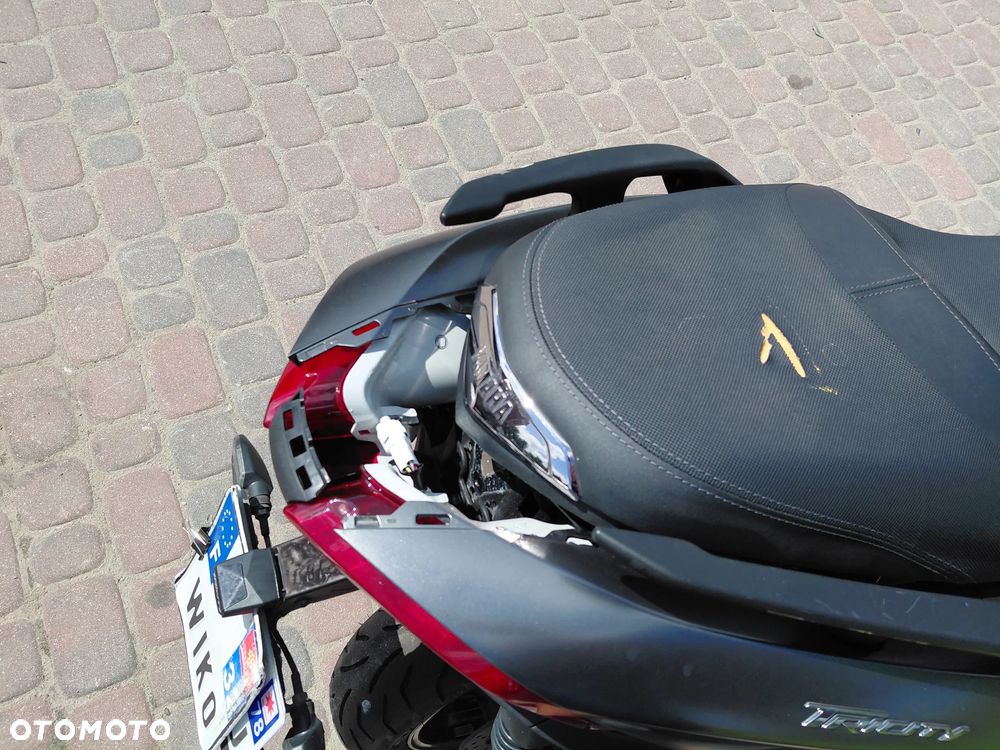 Yamaha Tricity - 12