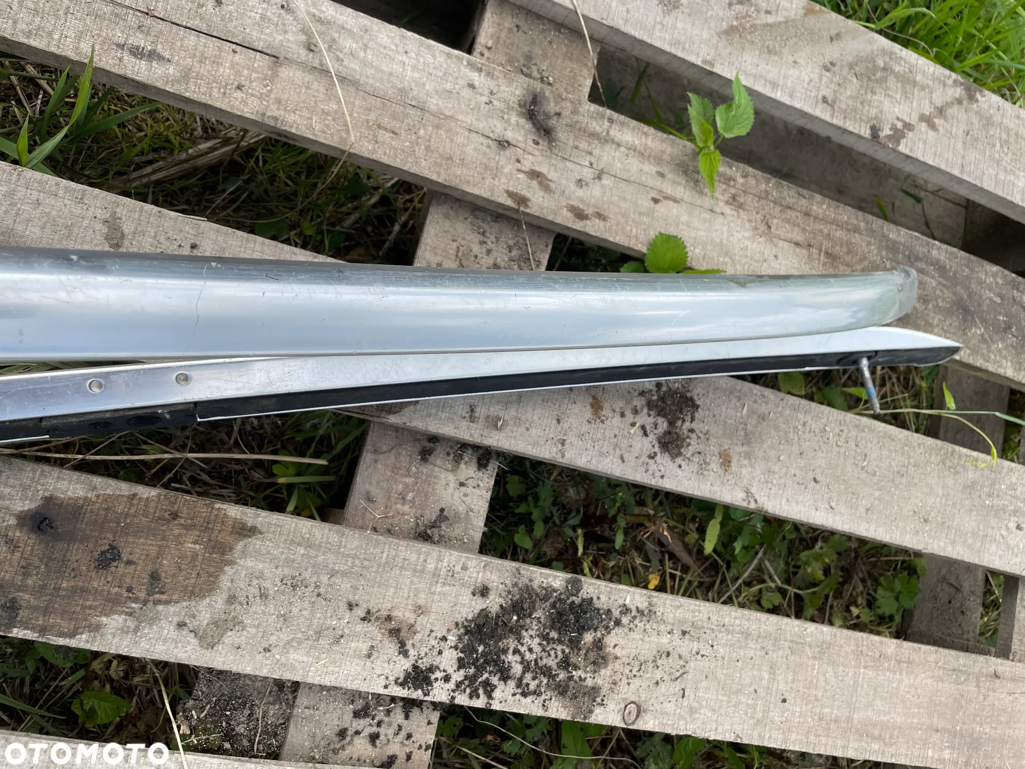 RELINGI DACHU KOMPLET CHROM AUDI A4 B8 8K9860021A - 3