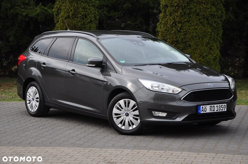 Ford Focus 1.5 EcoBlue STart-Stopp-System TITANIUM - 2