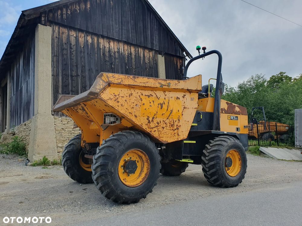 JCB