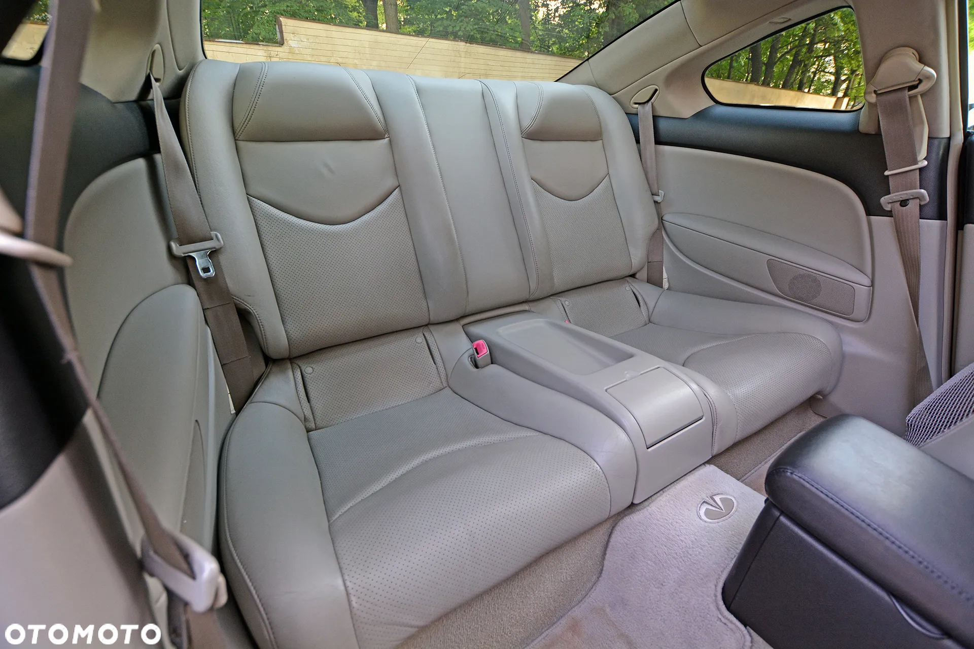 Infiniti G G37 S - 25