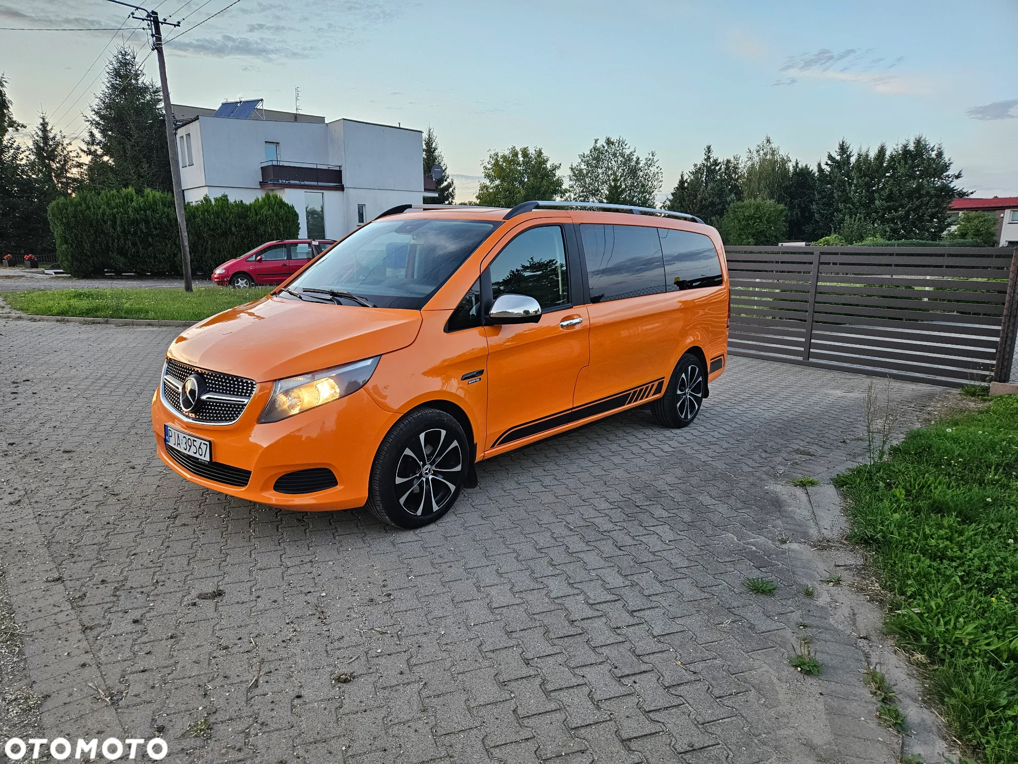Mercedes-Benz Vito 111 CDI (BlueTEC) Tourer Extralang PRO - 2