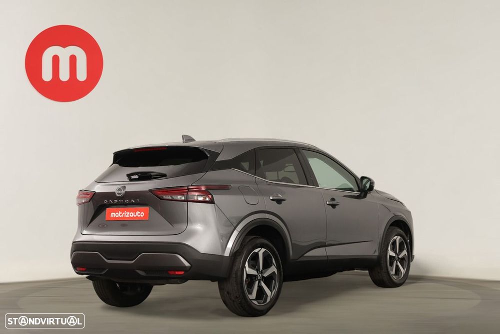 Nissan Qashqai 1.3 DIG-T N-Connecta Xtronic - 4