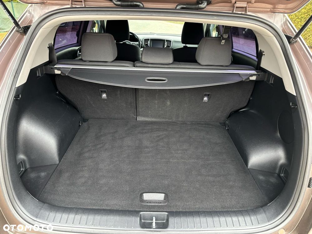 Kia Sportage 1.7 CRDI 2WD ISG Vision - 17