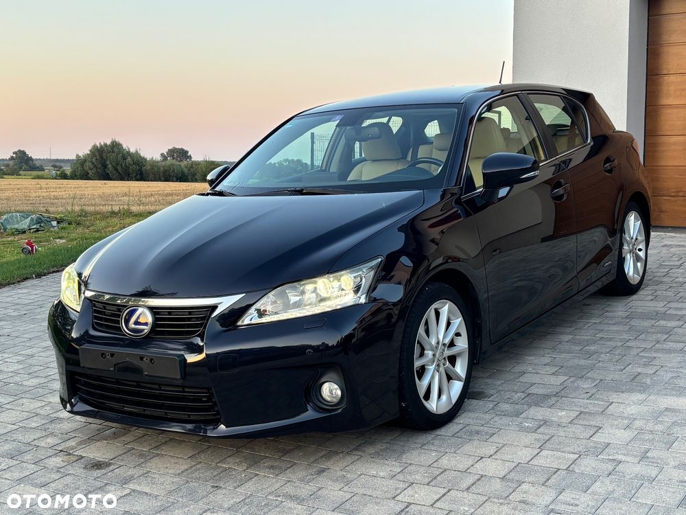 Lexus CT 200h Prestige - 3