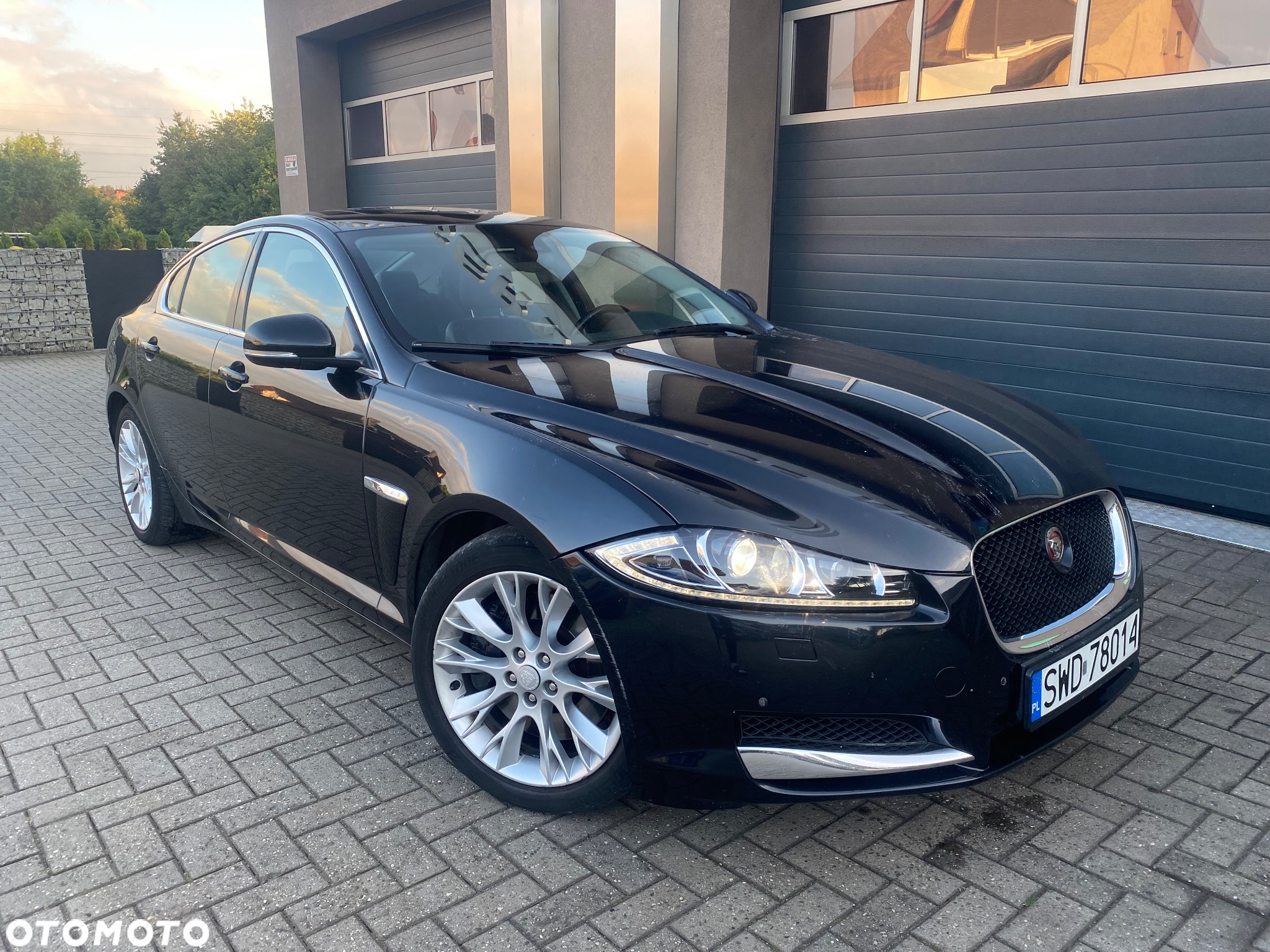 Jaguar XF 3.0 V6 D S Luxury - 3