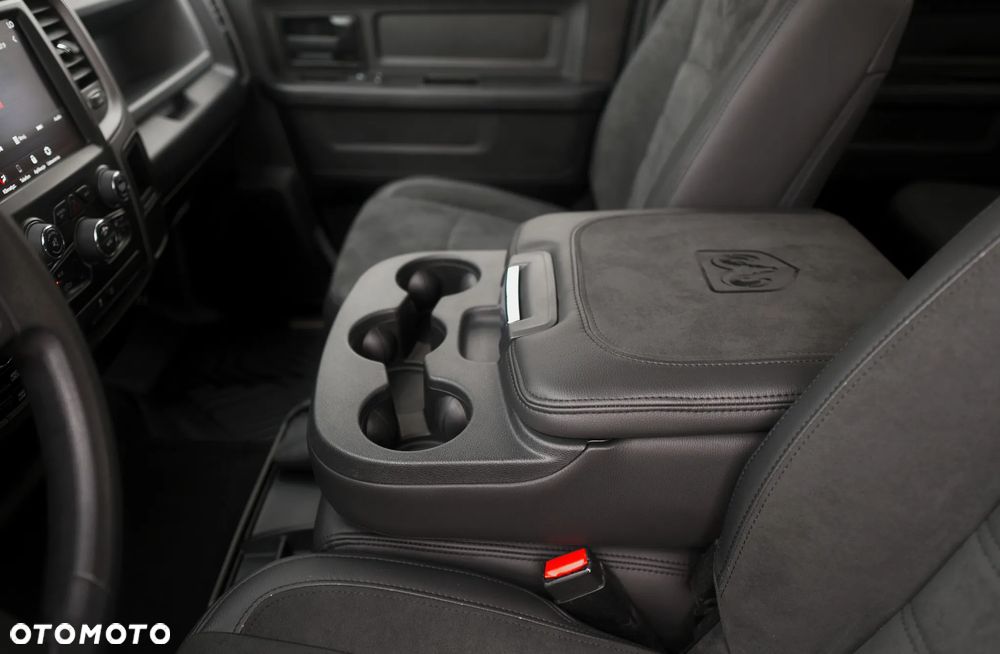 RAM 1500 - 21