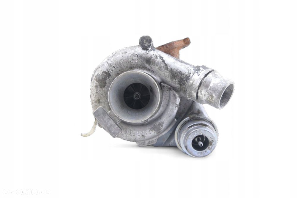 Turbina RENAULT TRAFIC II OPEL VIVARO A NISSAN PRIMASTAR 2.0 DCI 8200466021 - 8