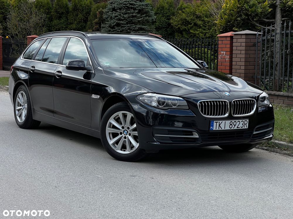 BMW Seria 5 525d xDrive Sport-Aut