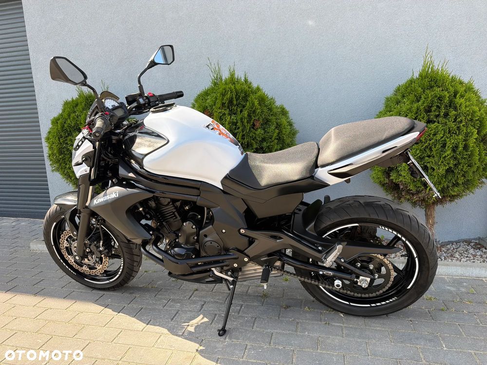 Kawasaki ER - 7