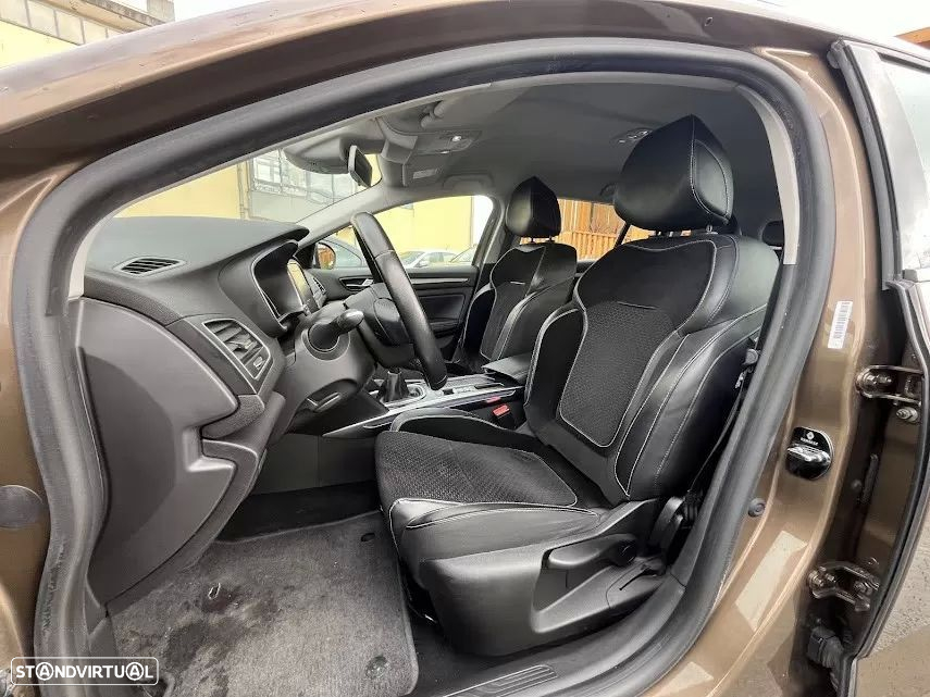 Renault Mégane Sport Tourer 1.6 dCi Limited - 30