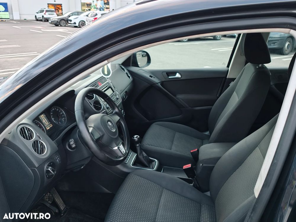 Volkswagen Tiguan - 10