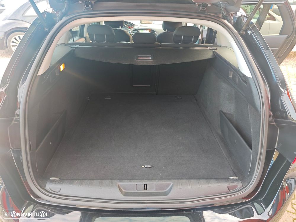 Peugeot 308 1.6 BlueHDi Style - 20
