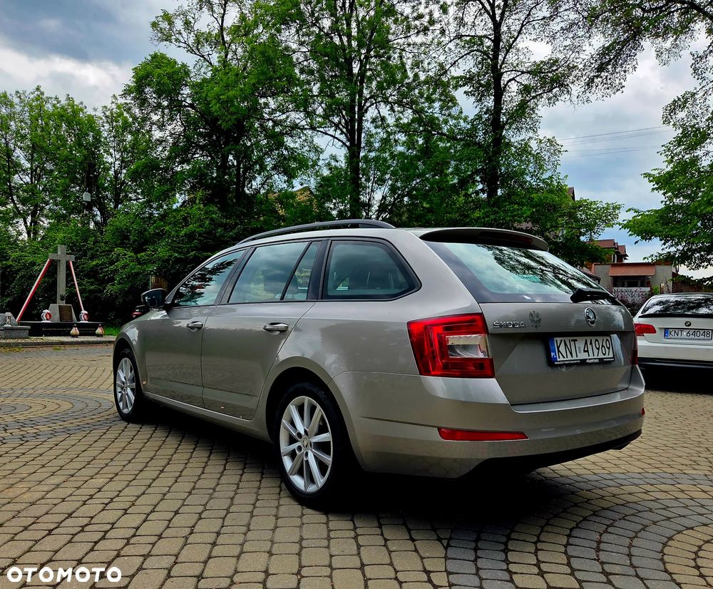 Skoda Octavia 2.0 TDI Style - 8