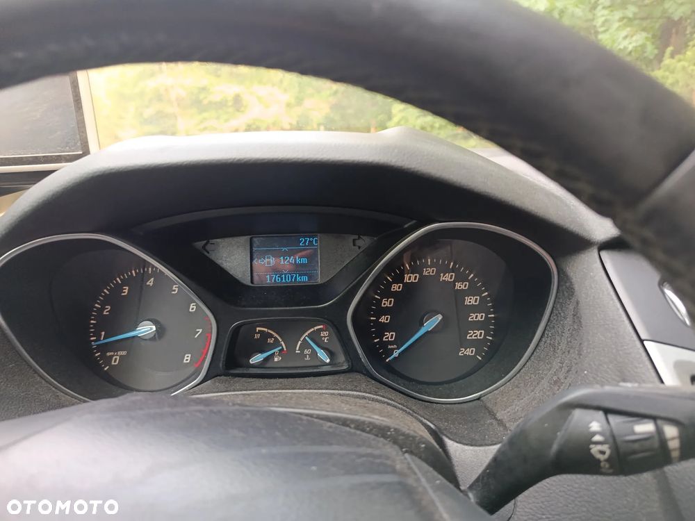 Ford Focus 1.6 Trend - 12