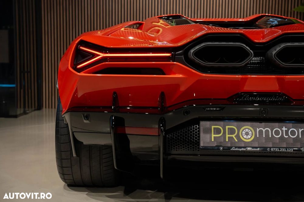 Lamborghini Revuelto - 20