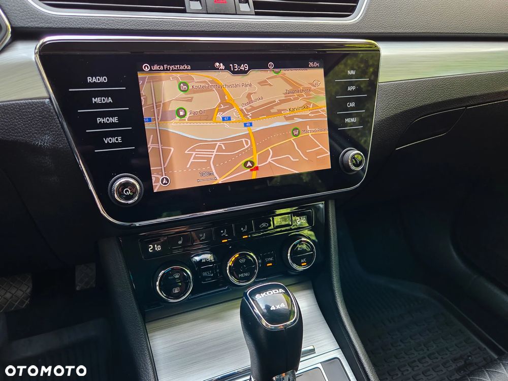 Skoda Superb 2.0 TDI SCR 4x4 Style DSG - 37