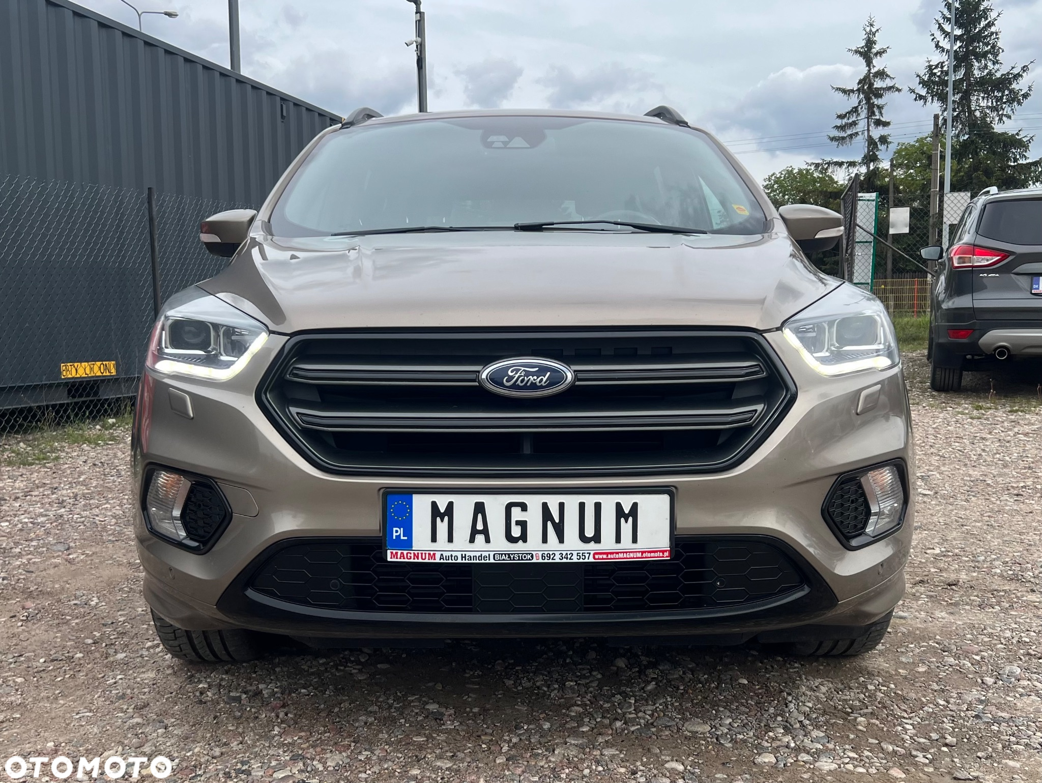 Ford Kuga 2.0 TDCi 4x4 ST-Line - 25
