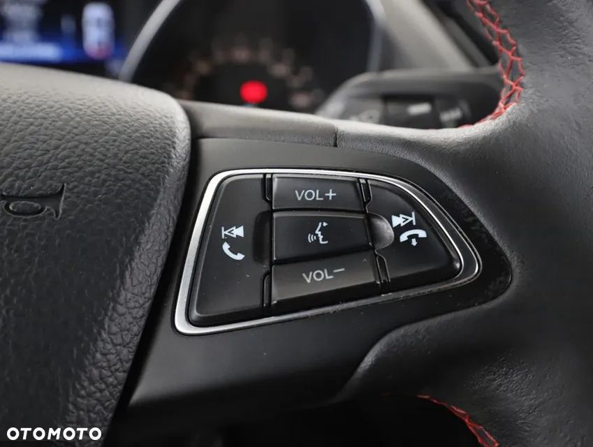 Ford Kuga 1.5 TDCi FWD ST-Line - 20