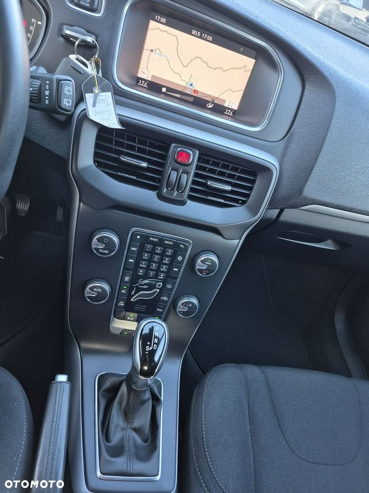 Volvo V40 - 11