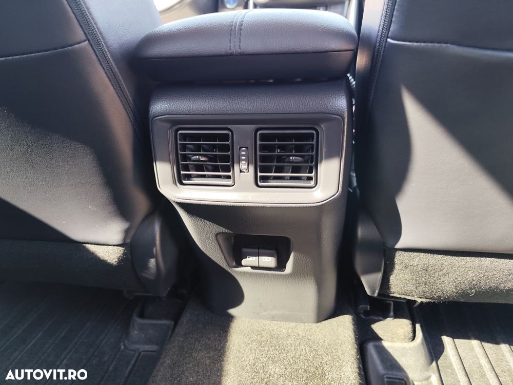 Toyota RAV4 2.5 VVT-iE 4x4 Luxury - 11