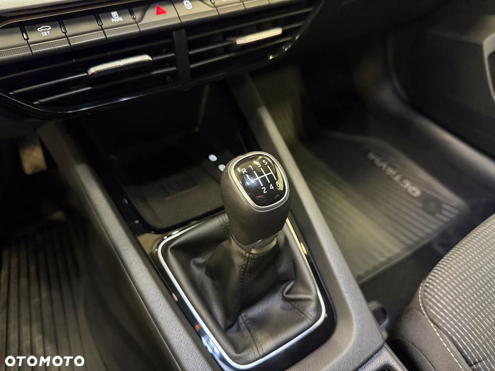 Skoda Octavia 1.5 TSI Selection - 29