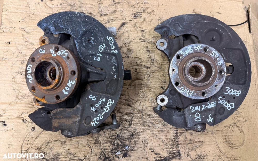 Fuzeta stanga fata PEUGEOT 3008, 5008 an 2017-2024