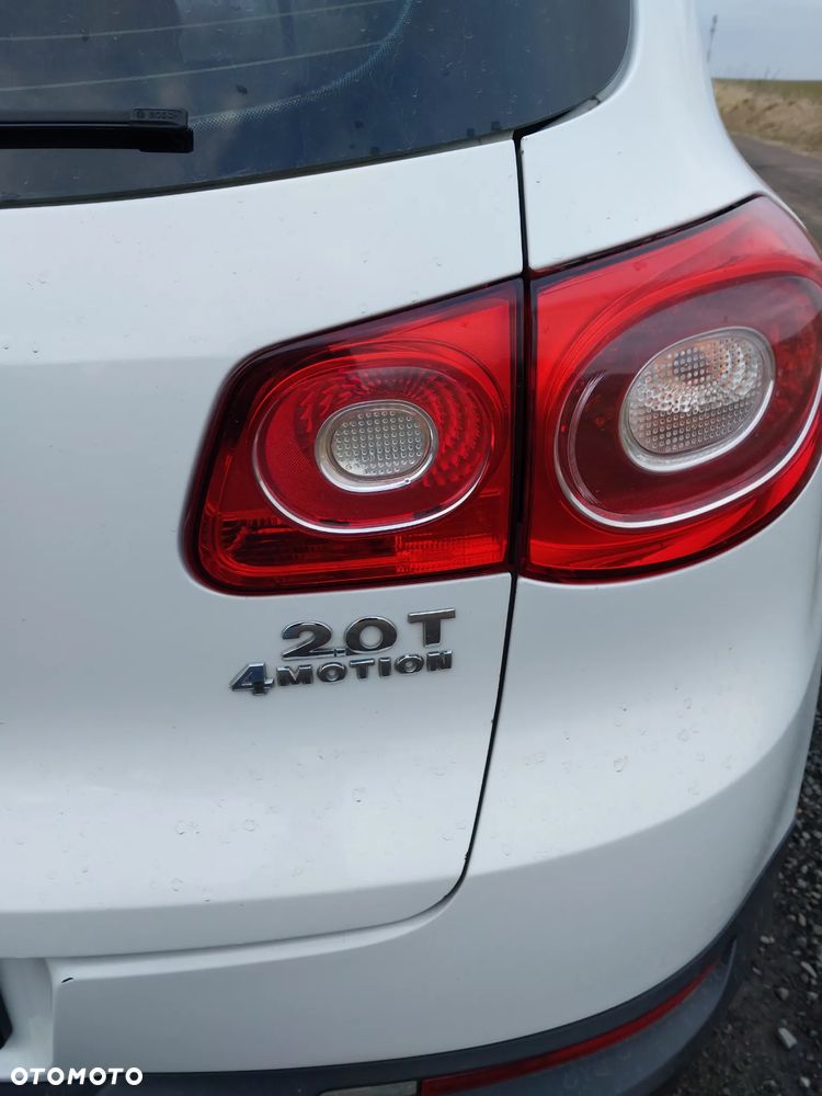 Volkswagen Tiguan - 10