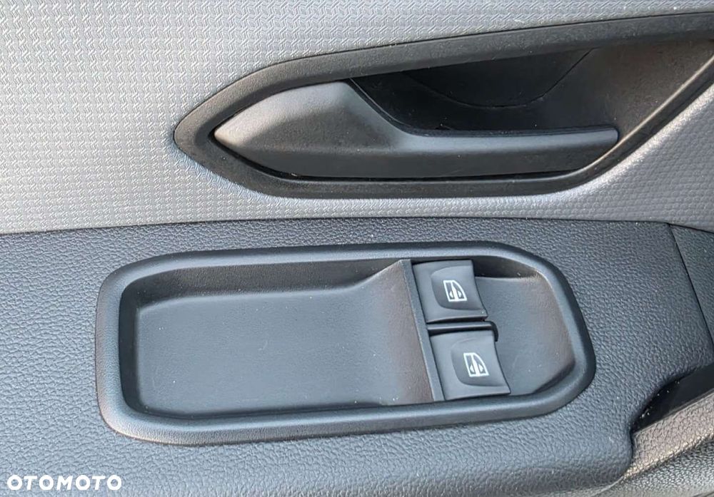 Renault Express Van - 13