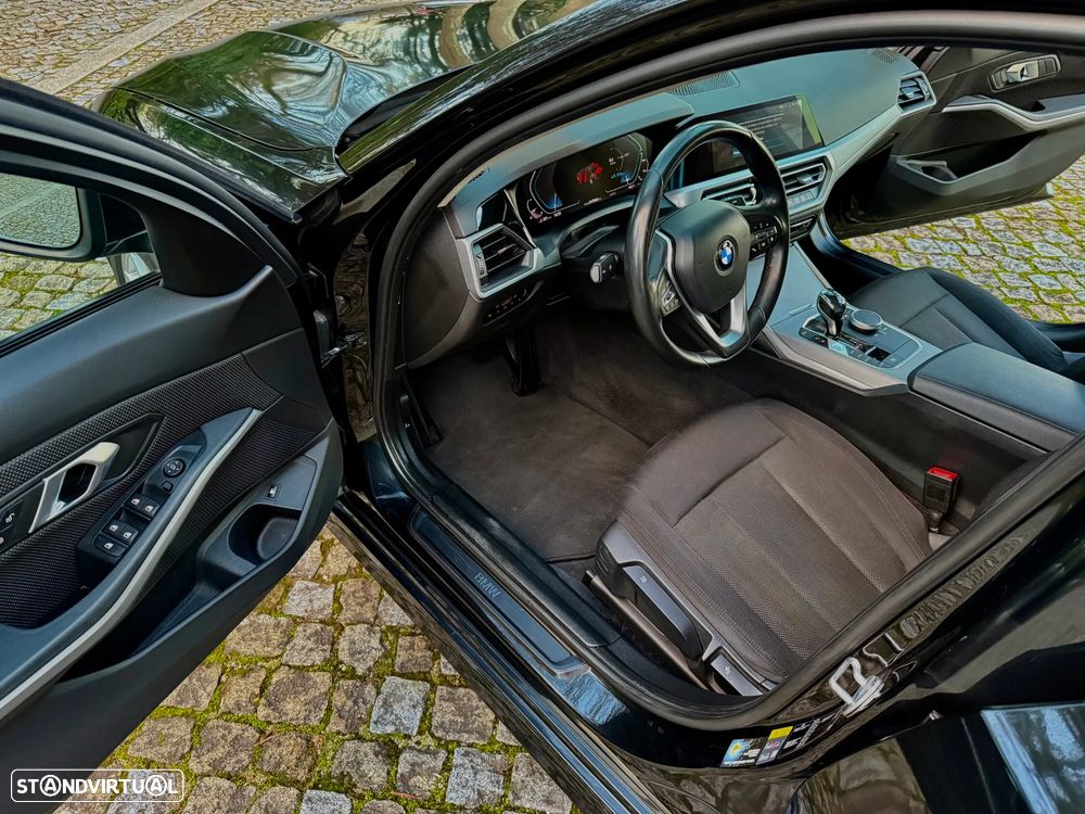 BMW 330 e Corporate Edition Auto - 17