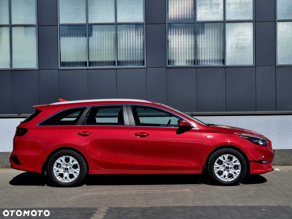 Kia Ceed 1.5 T-GDI M - 10