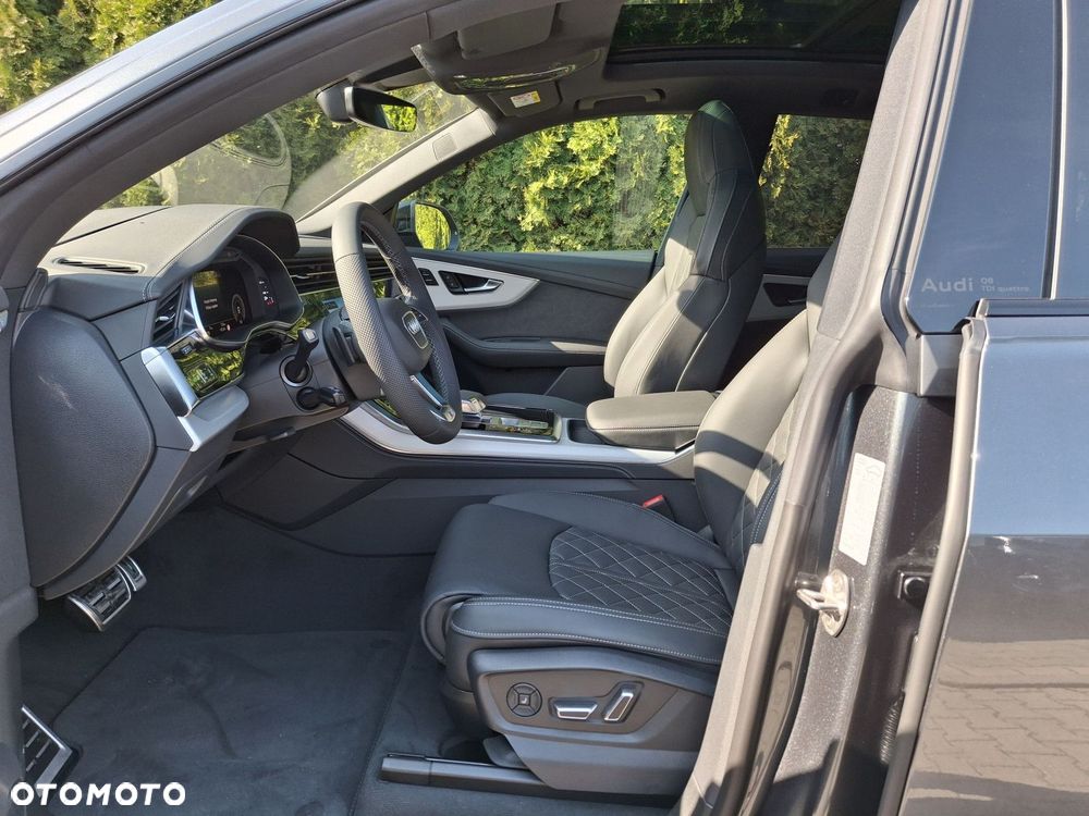Audi Q8 - 22