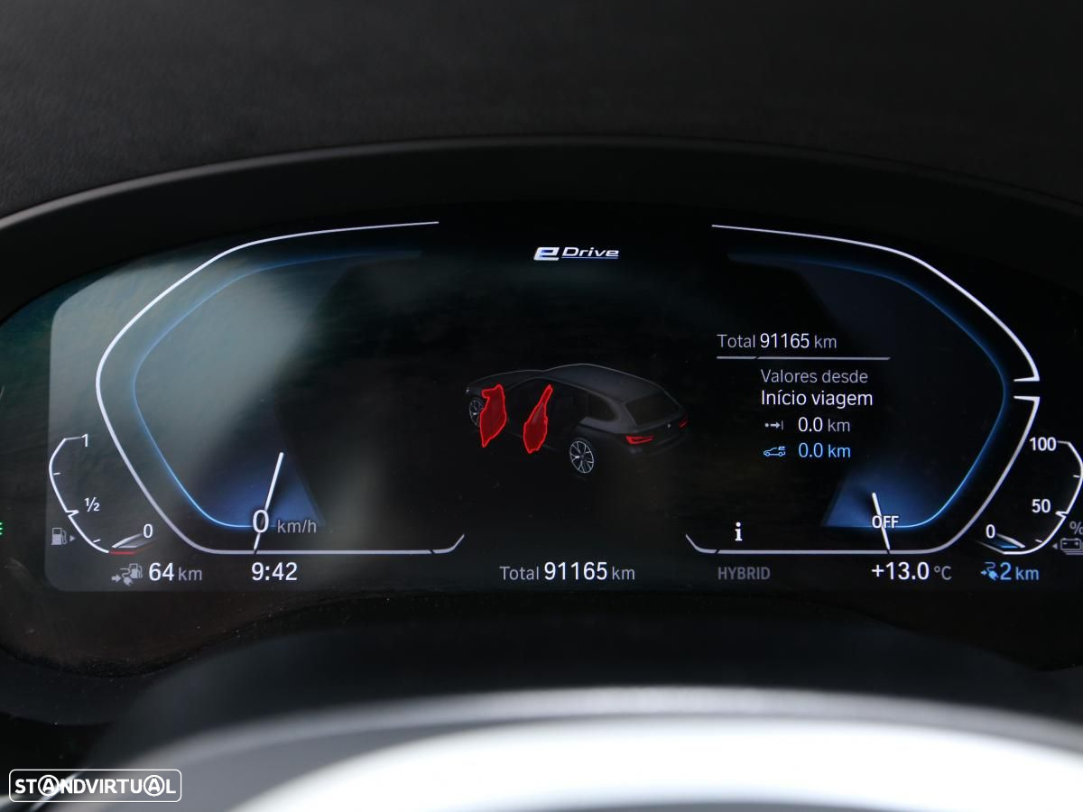 BMW 530 e Pack Desportivo M - 13