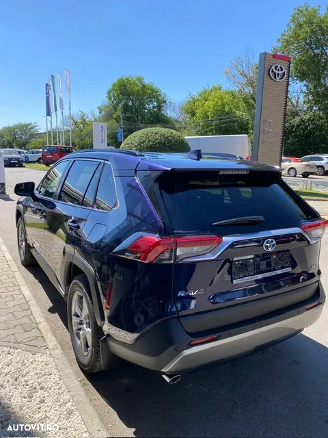 Toyota RAV4 - 14