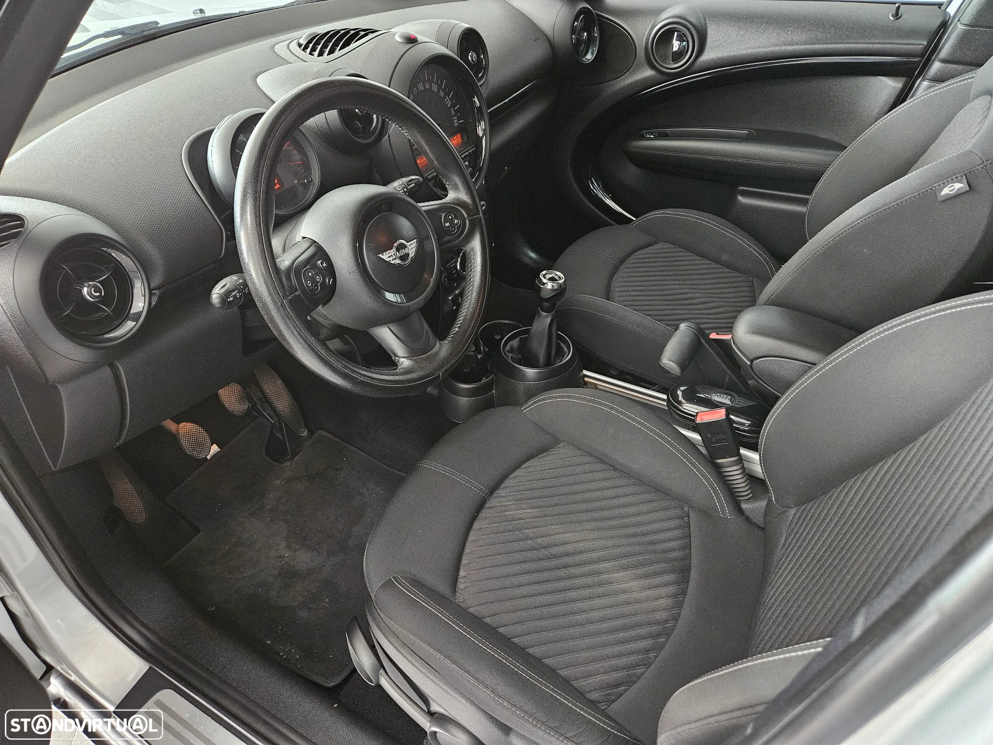 MINI Countryman One D - 11